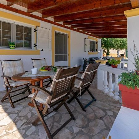 Villa Saia Halikounas Ngoại thất bức ảnh